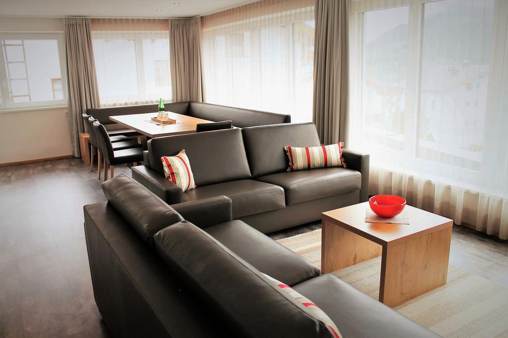 Tschuggmall Apartment *